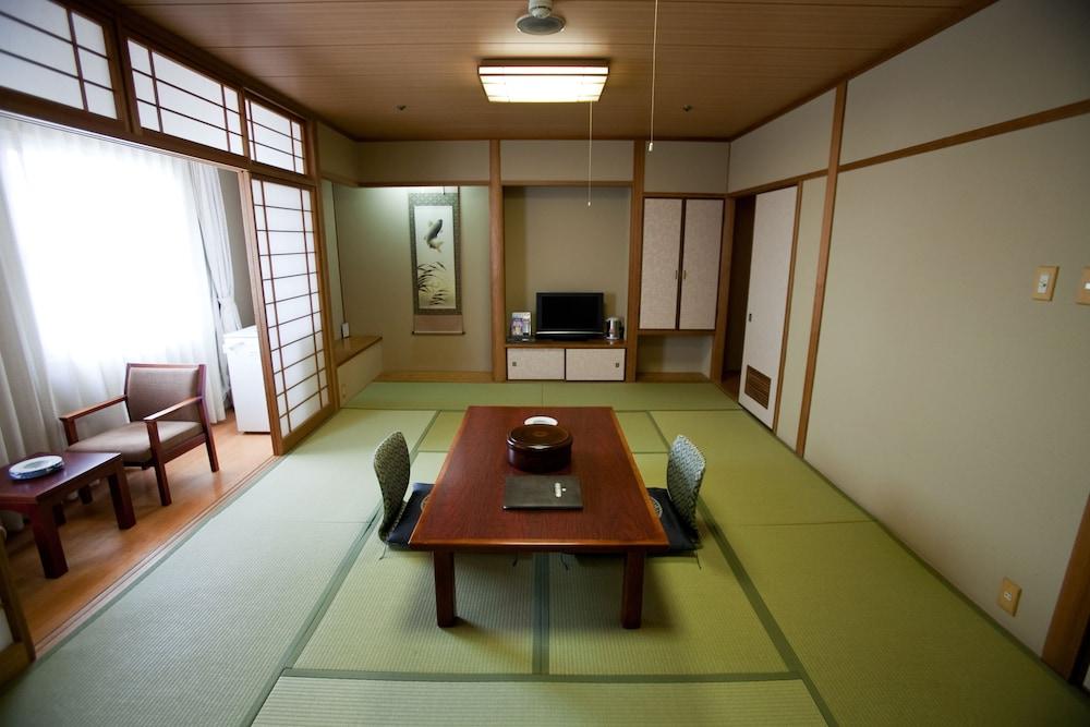 Grand Sakaide